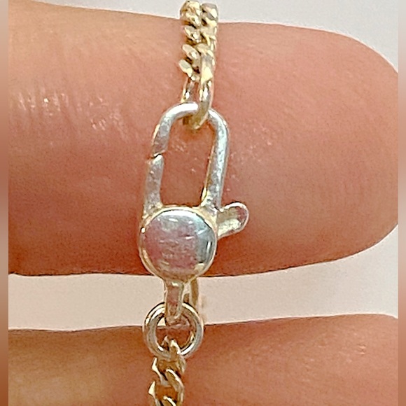 LOW START🔥🔥GUCCI Necklace pendant Heart break Sterling Silver 925 with box - Picture 11 of 12